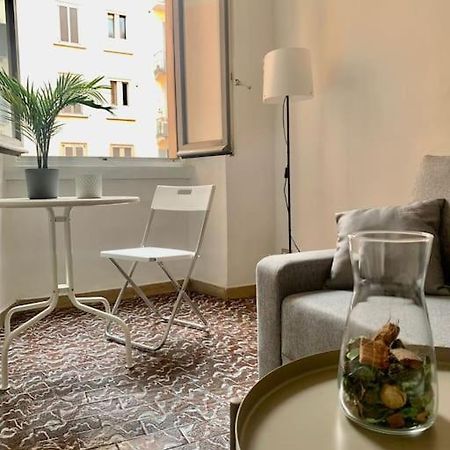 Apartment In The Center Of Milan / P.Ta Venezia Exteriör bild